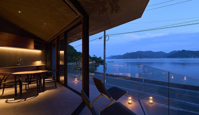 Seaside Villa SEEN in Onomichi