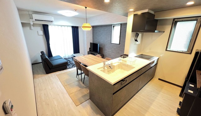sn202/2 beds/1 sofa bed/7 min walk from station! in 大阪市城東区中浜1丁目