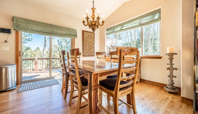 Snow Place Like Home: Mountain Retreat Adventurer's Base Camp Recovery Retreat in Woodland Park