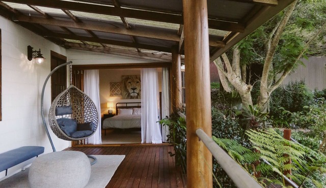 South Coast Hinterland Retreat on 30 acres with Rainforest Hikes and Firepit in Broughton Village