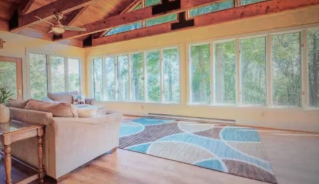 Spacious BR with Bathroom & Pond View in Charlottesville