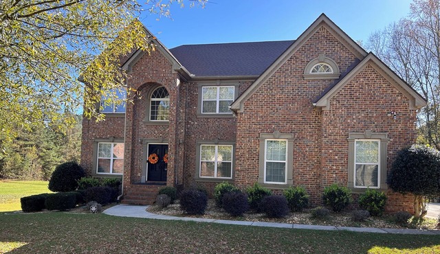 Spacious Lake Front Retreat 7bd Slps 14+, Hoops, Gym, Deck, Theater Chez Sah Wah in Covington