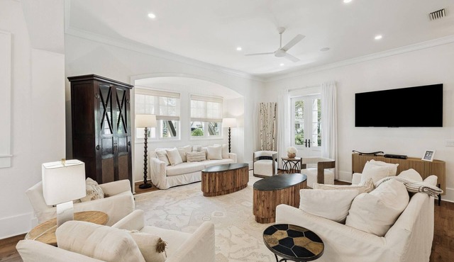 Spectacular Newly Renovated Boardwalk Retreat-Gulf Views-Sleeps 14 in Rosemary Beach