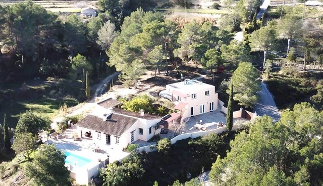 "suite Galago" very quiet location, yet only 10 minutes from the beach. in javea