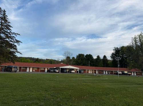 Sunrise Motel in Owego