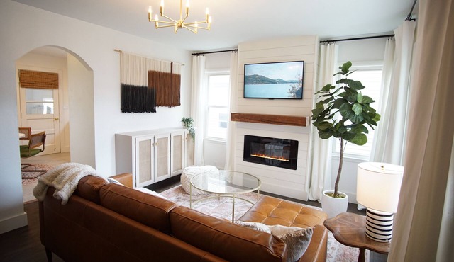 The BoHo Cottage | Newly Renovated Modern Luxury in Lincoln