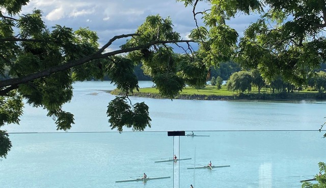 The Henley Luxe | Waterfront | Home Gym | Wineries in St. Catharines