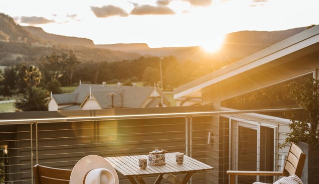 The Tailor's Terrace Kangaroo valley. Modern spacious home with amazing views. in Kangaroo Valley