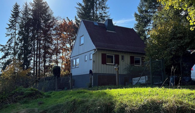 Vacation in Finsterbergen in a cozy vacation home for 5 guests, idyllic location in Friedrichroda