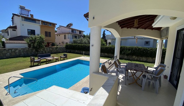 Villa Sia - 3 Bedroom Villa with Private Pool And Garden in Fethiye