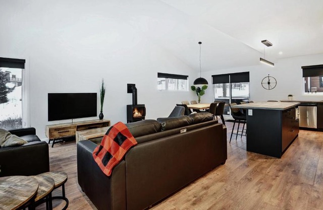 19 Chemin des Cascades in Stoneham