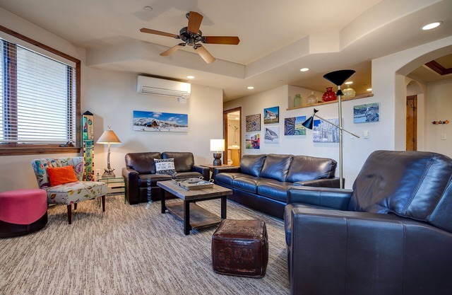 Lodge At Steamboat Springs 