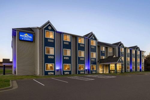 Microtel Inn 