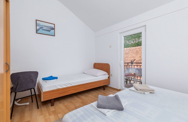 Studio flat with balcony Podaca, Makarska (AS-516-b) in Podaca