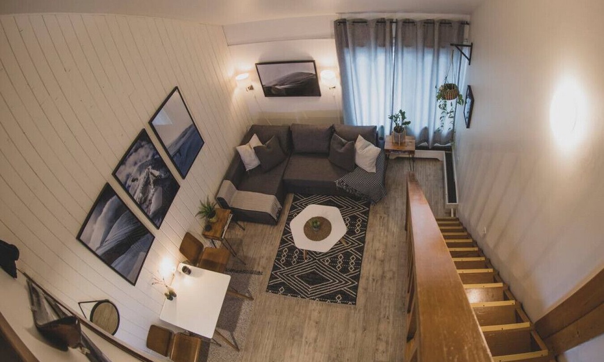 Nordic Estates Apartment | Cozy Lofted Creekside 1BR:Sleeps 4,Free Parking& Near to Restaurants,Lakes & Valley Trail!