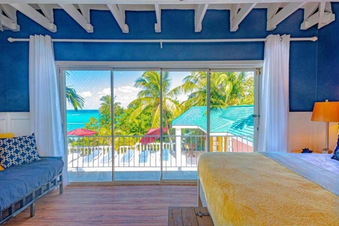 Gambier Apartment | Pool Cottage at Viking Hill - Love Beach