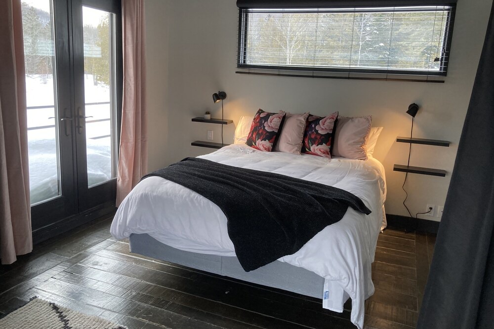 Photo of Bedroom in Saint Donat
