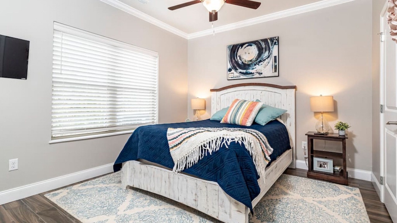 Photo of Bedroom in Townsend
