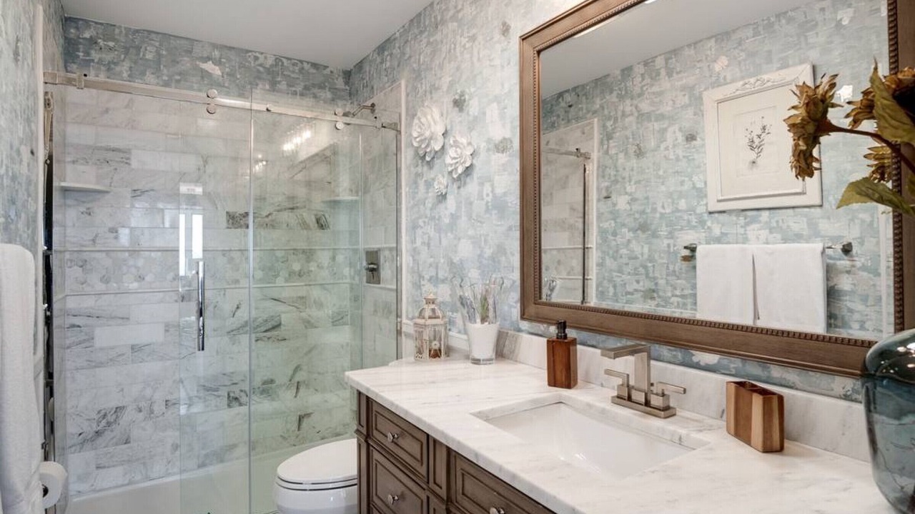 Photo of Bathroom in Sapphire