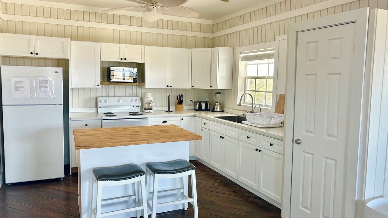 Photo of Kitchen in Rainbow Bay