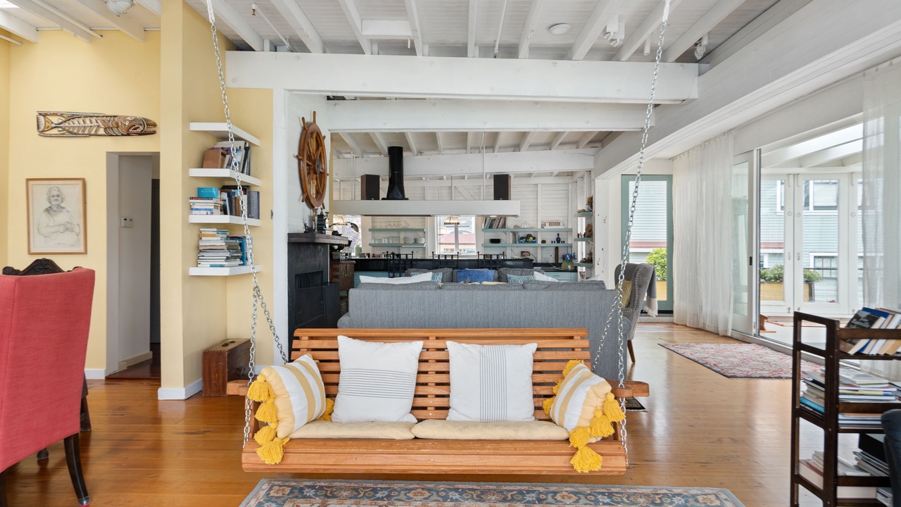 Photo of Livingroom in Marin City