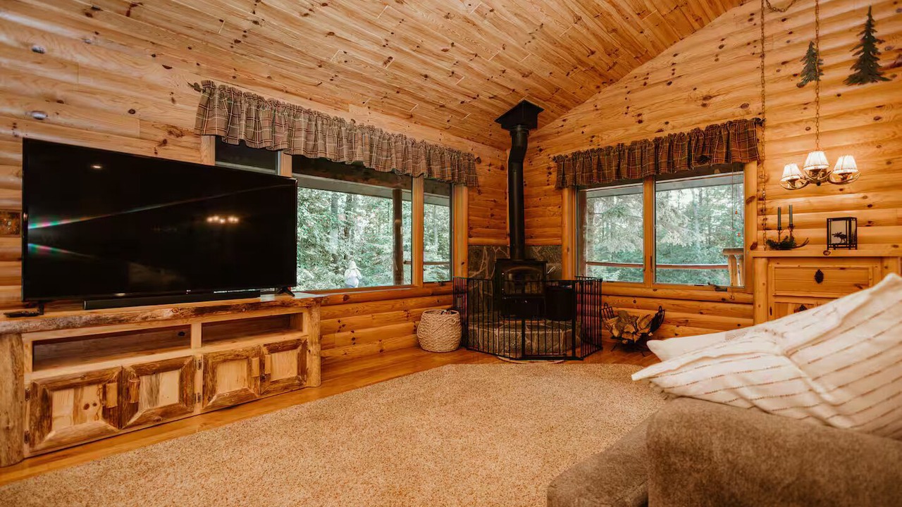 Photo of Livingroom in Elmira