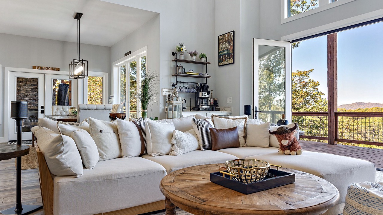 Photo of Livingroom in Murphy