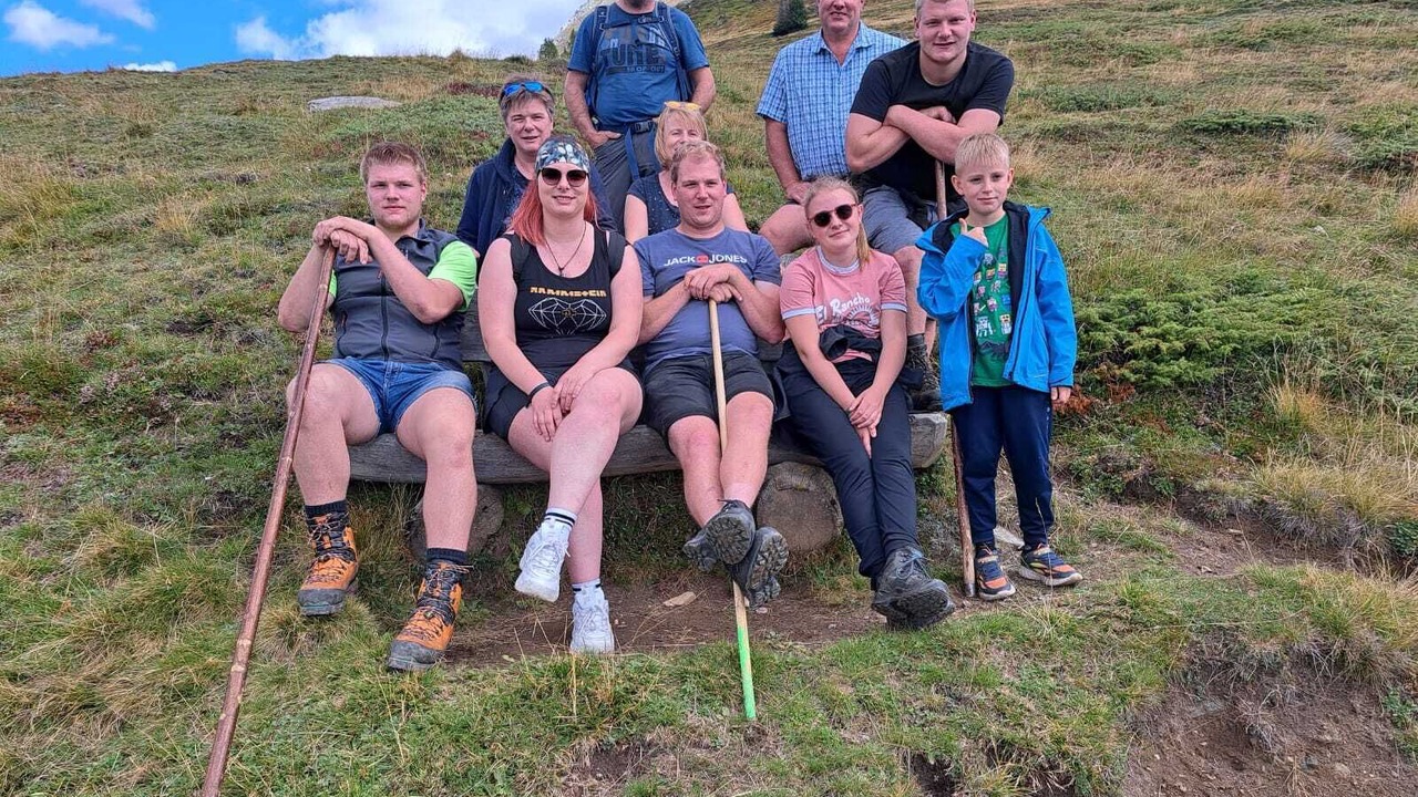 Photo of Others in Tauer