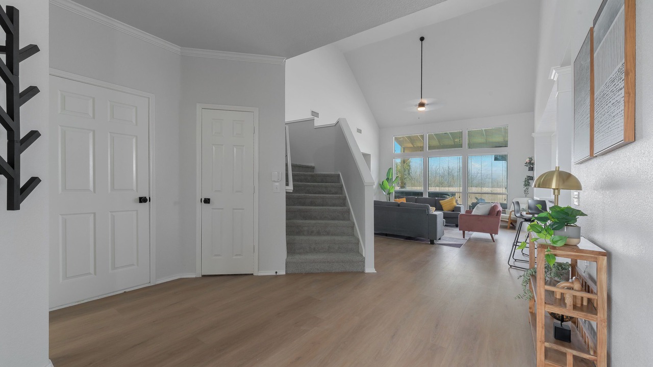 Photo of Livingroom in Grand Prairie