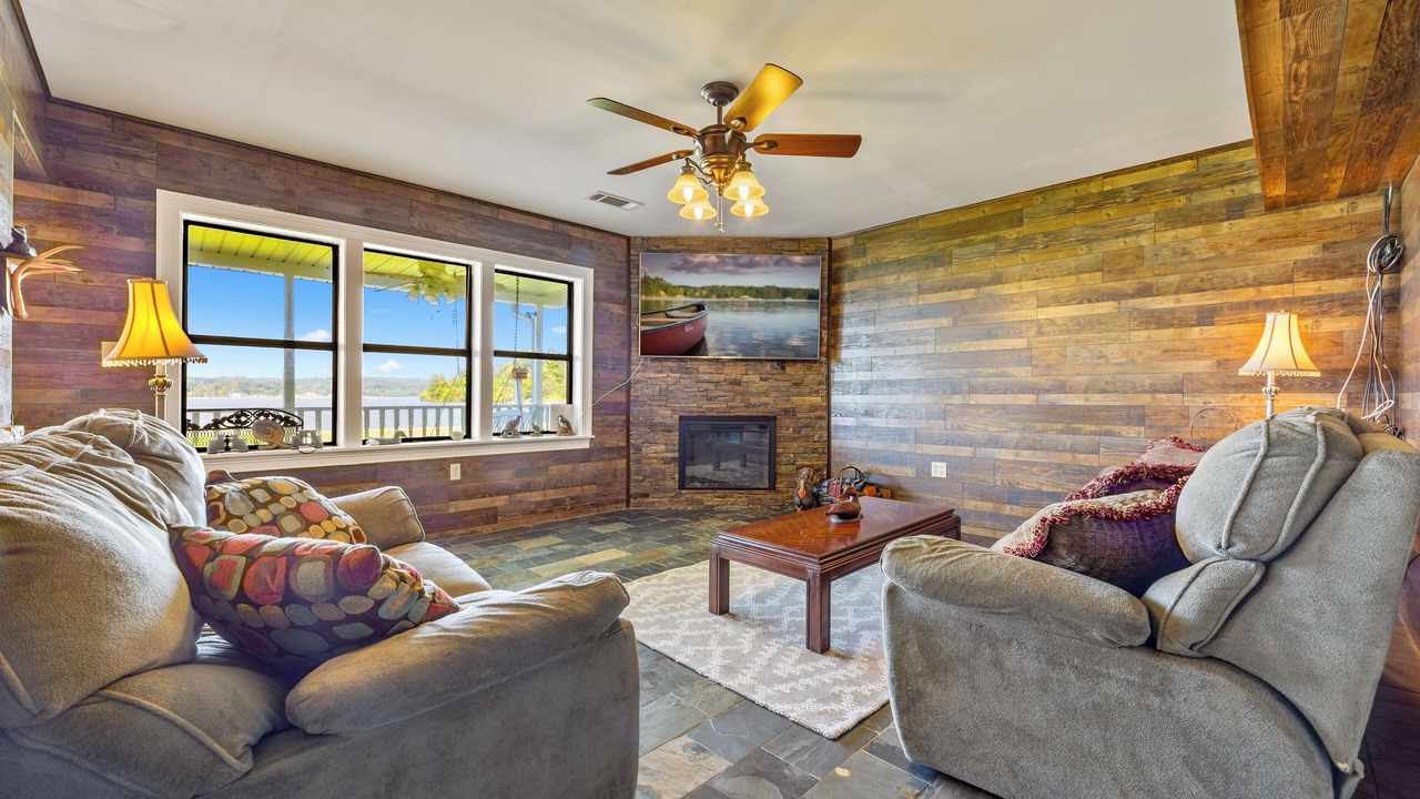 Photo of Livingroom in Greensboro