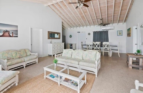 Rokers Point House | Beachfront White Palm Villa - Tar Bay
