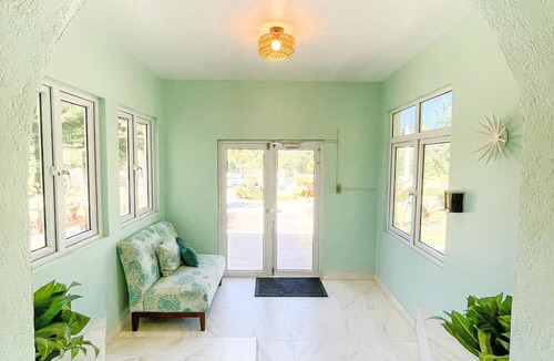 Westwind Bed & Breakfast | Golden Palms B & B