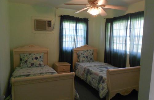 Kemps Bay Resort | Nathan's Lodge