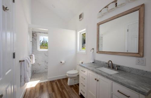 Governor's Harbour Apartment | Pink Sands Point estate