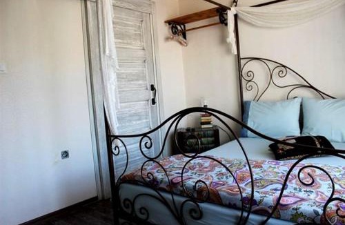 Zeytinbagi House | AKİDE BUTİK PANSİYON