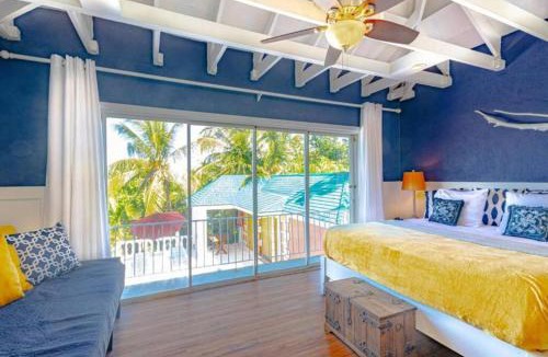 Gambier Apartment | Pool Cottage at Viking Hill - Love Beach