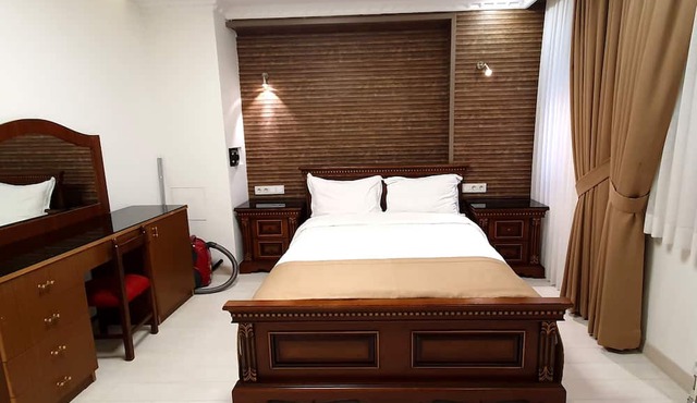 Taksim Cihangir Apt. Family & Friends 2BR: Sleeps 8, Central Location, Open Plan in Istanbul