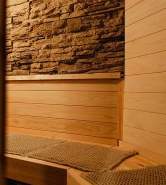 -東京 上野 秋葉原 直通-Private SAUNA&外気浴-北浦和1分-MAX5名-平日連泊割引 in Saitama